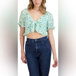 BCBGeneration floral crop top